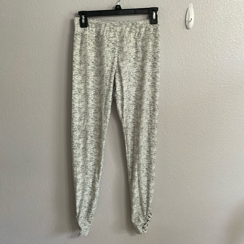 Gray soft leggings